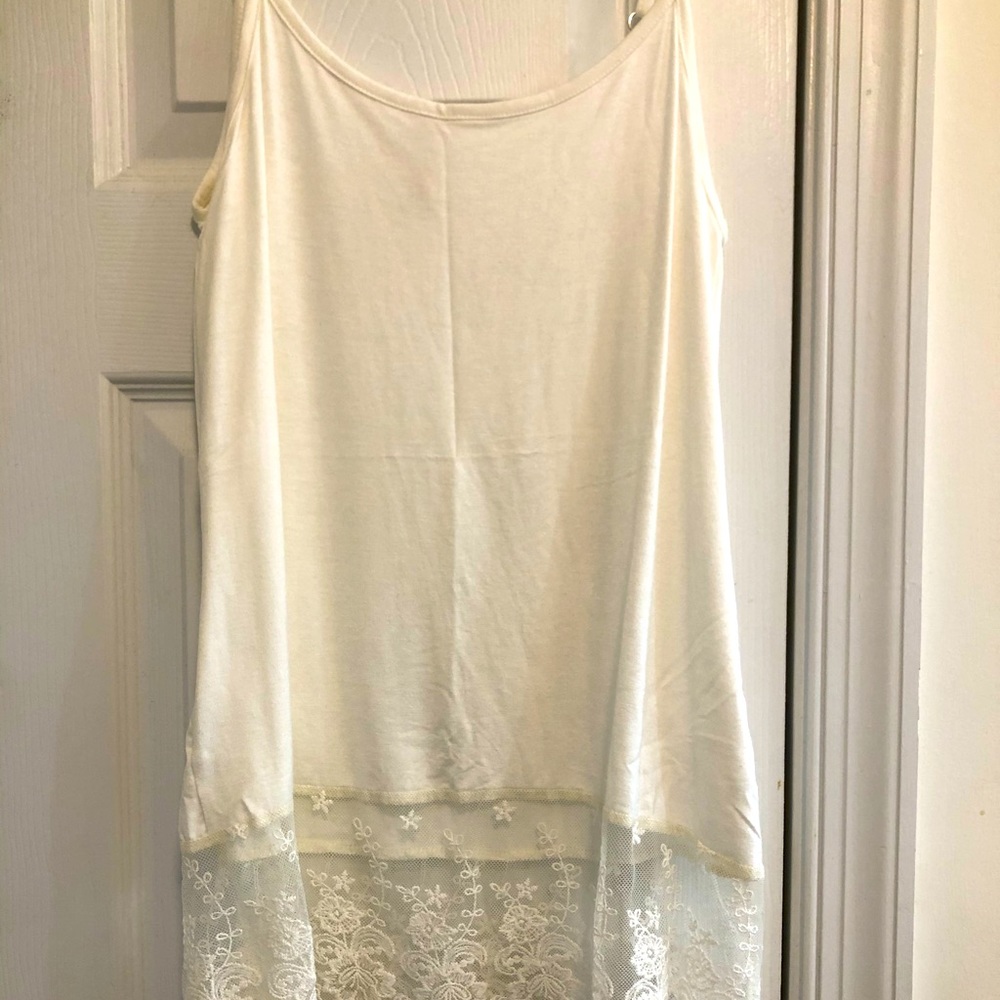 Women’s Tank Tops